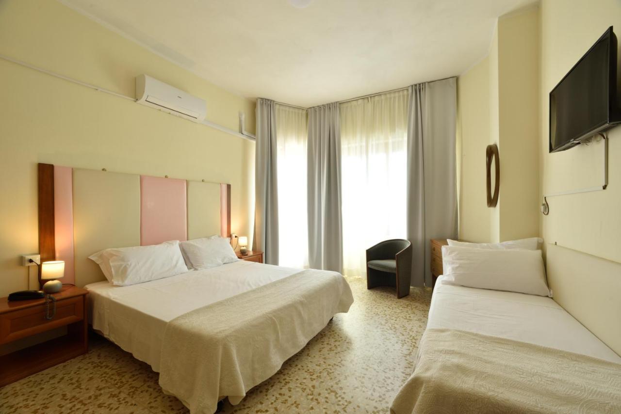 Hotel Diano Marina Mhotelsgroup Екстер'єр фото
