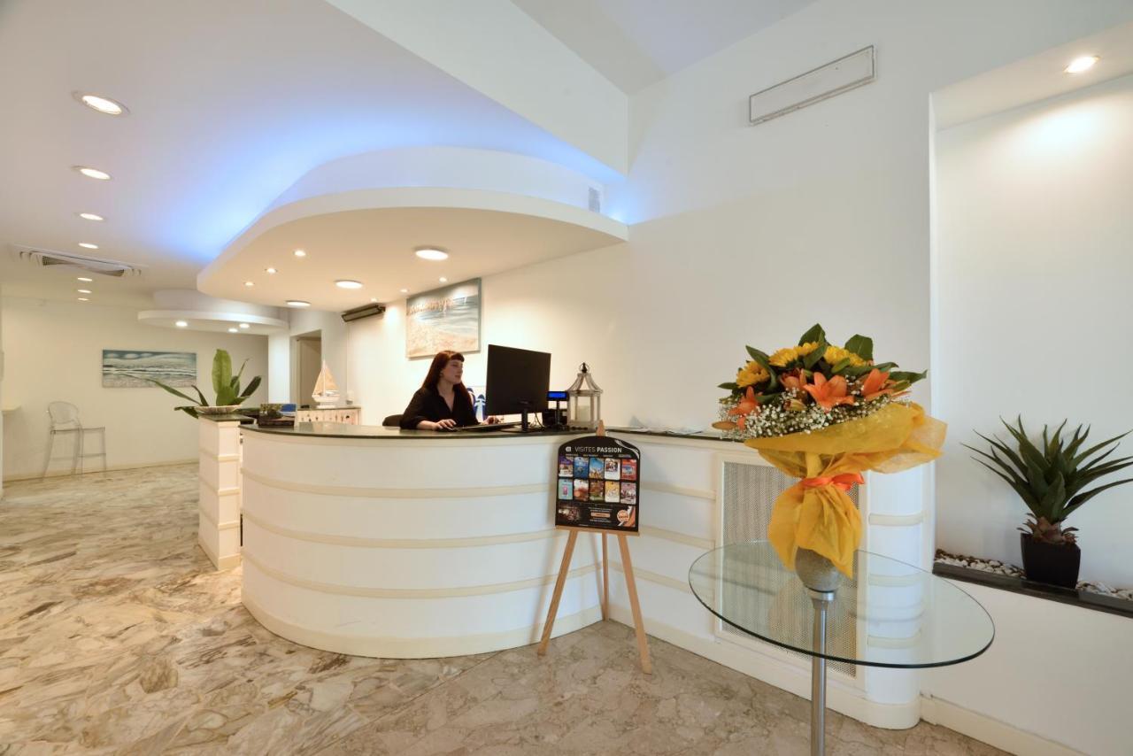 Hotel Diano Marina Mhotelsgroup Екстер'єр фото