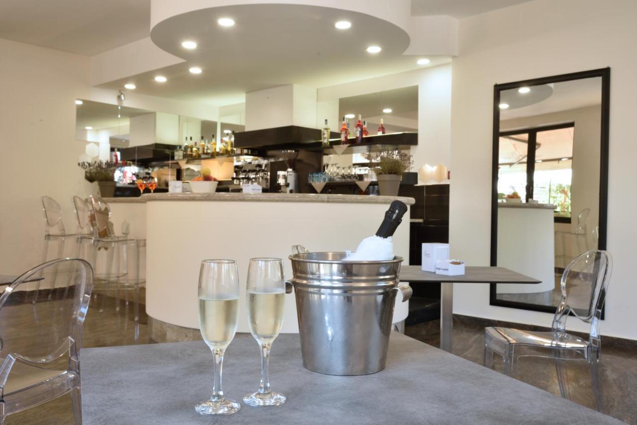 Hotel Diano Marina Mhotelsgroup Екстер'єр фото